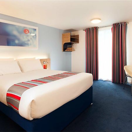 Travelodge Chelmsford Esterno foto